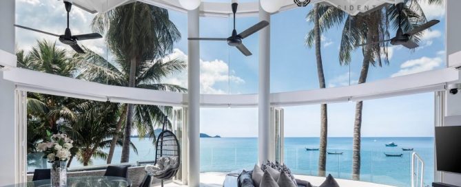 RESALE. The entire Patong Bay framed by double-story picture windows that let in an abundance of natural light and the breathtaking view of sunsets.