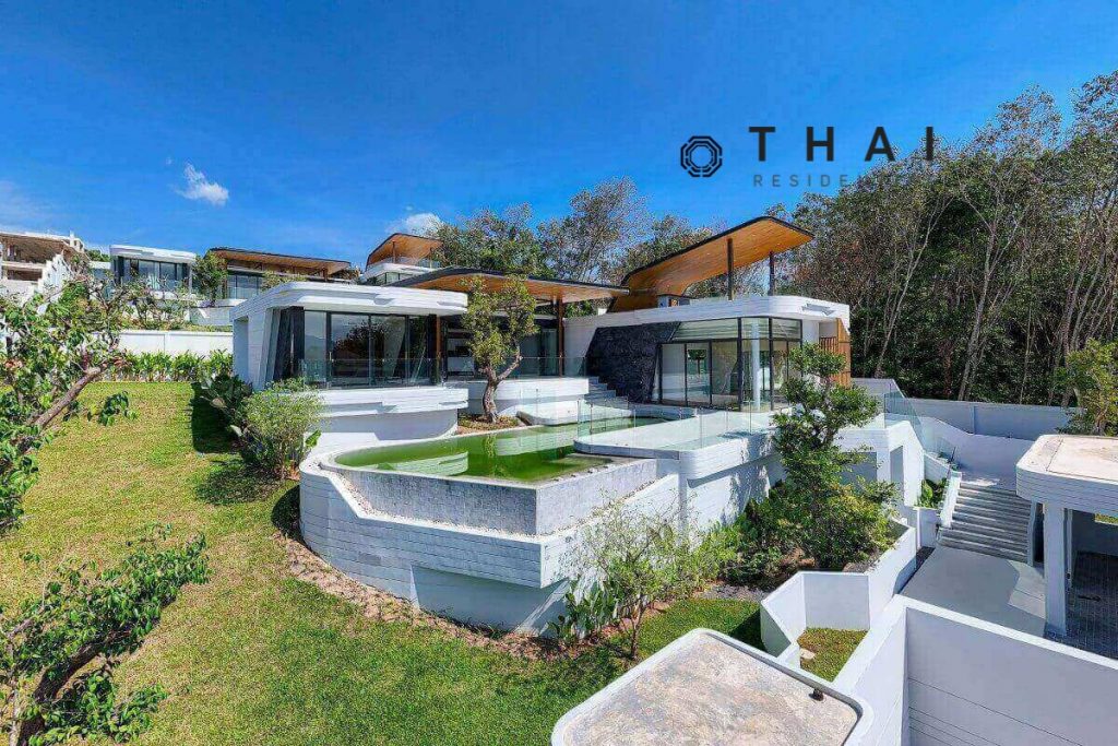 4 Bedroom Luxury Modern Balinese Pool Villa for Sale near Layan Beach in Cherng Talay, Phuket