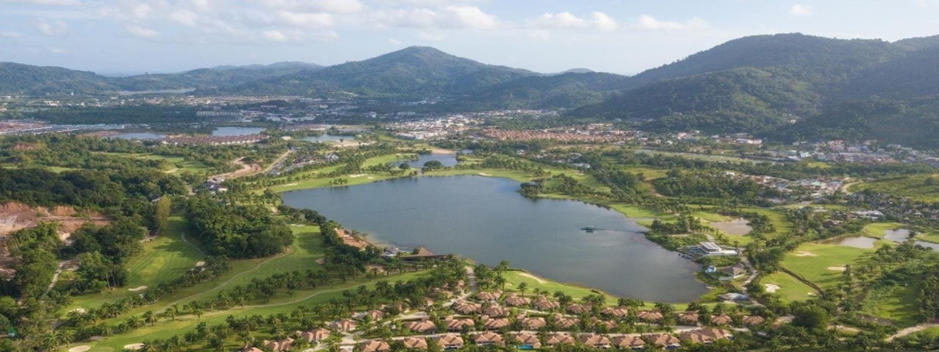 Kathu Golf Course Homes and Villas in Phuket