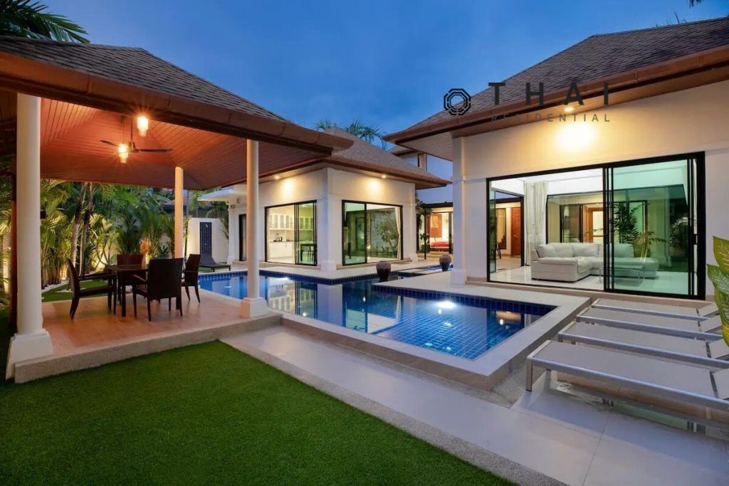 3 Bedroom Pavilion-Style Villa 5 Minutes to Rawai Beach Road, Phuket