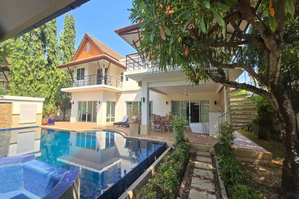 Villa for Sale in Koh Kaew by Owner - 5 Beds,Large Plot,Large Pool,Near BIS